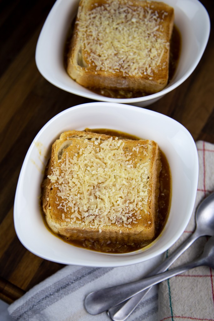 two bowls of vegan french onion soup 